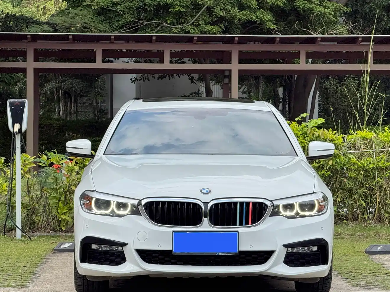 BMW 5 Series (Import) 2018 525i M Sport Package фото 2