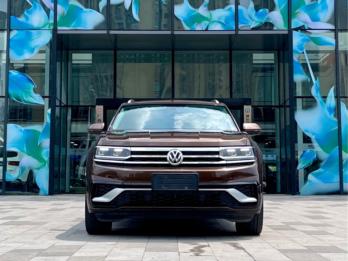 Volkswagen Teramont 2019 Model Teramont X 380TSI 4WD Prestige Luxury Edition фото 2