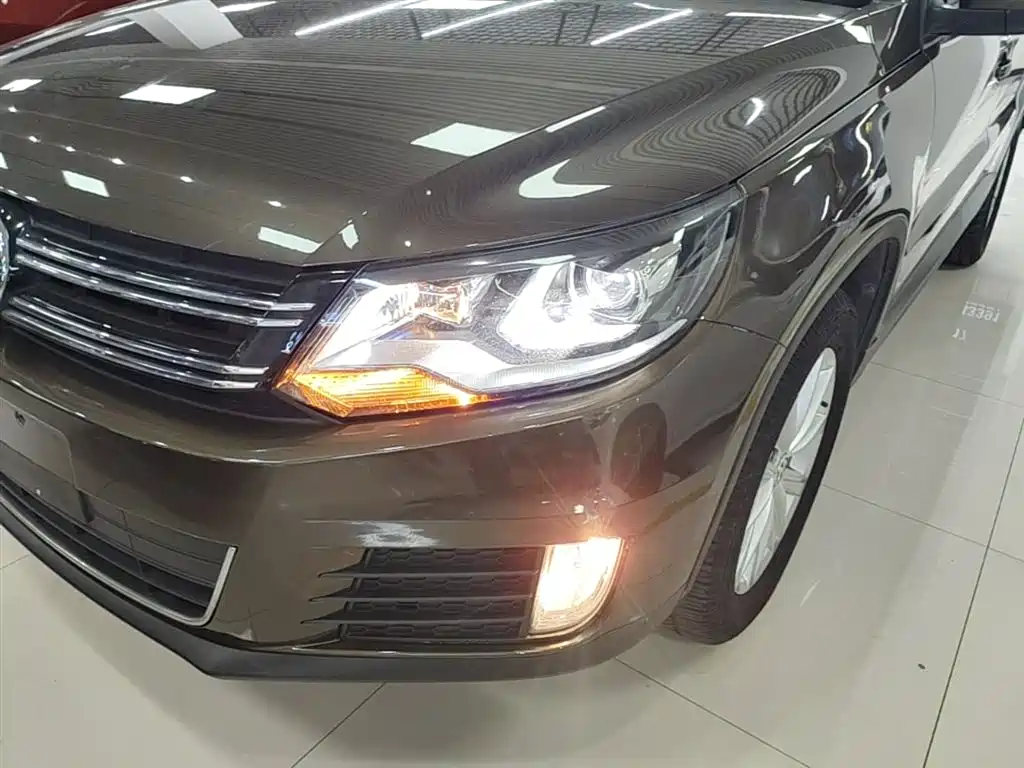 Volkswagen Tiguan 2016 280TSI Automatic 2WD Silk Road Fashion Edition фото 24