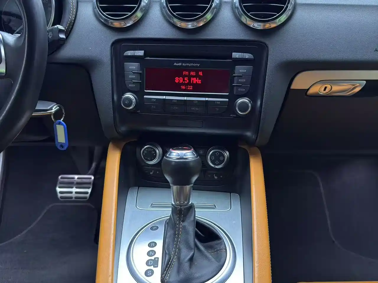 Audi TTS 2013 TTS Coupe 2.0TFSI quattro фото 14