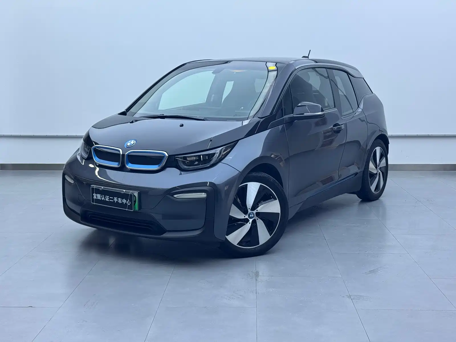 Фото 1 - BMW i3 (Import)