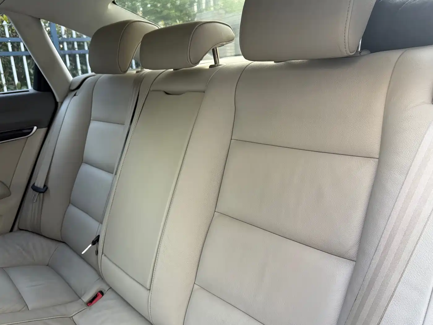 Audi A6L 2010 2.8 FSI Luxury фото 15