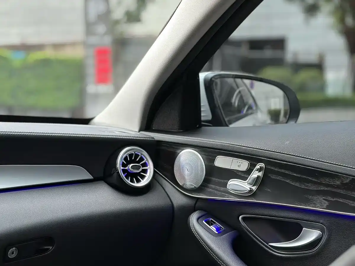 Mercedes-Benz C-Class 2021 C 260 L Sport Starry Exclusive Edition фото 6