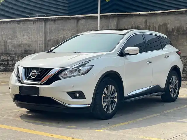 NISSAN LOULAN
