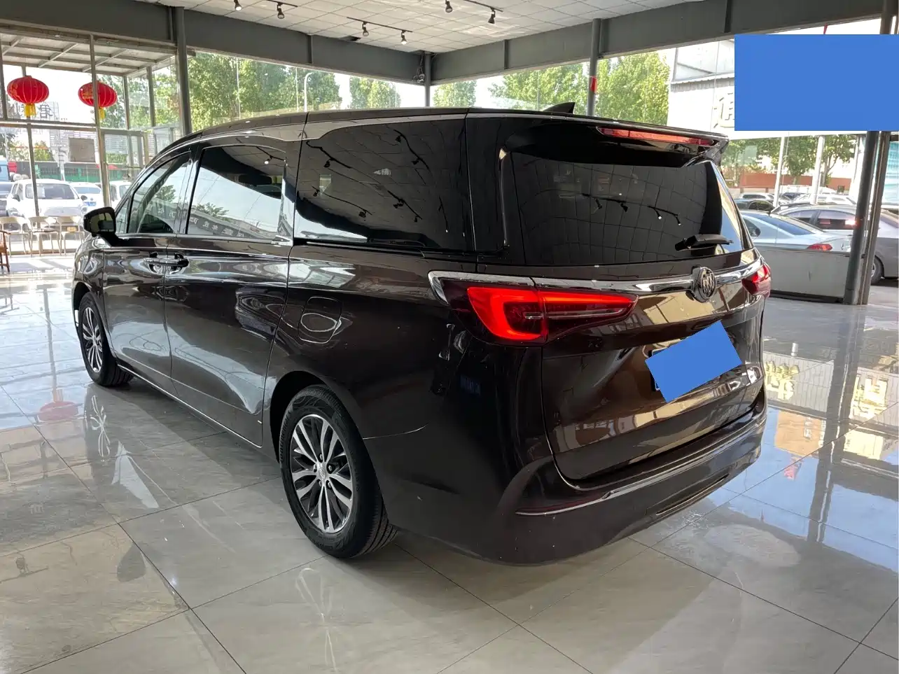 Buick GL8 2021 ES Landlord 653T Comfort фото 7
