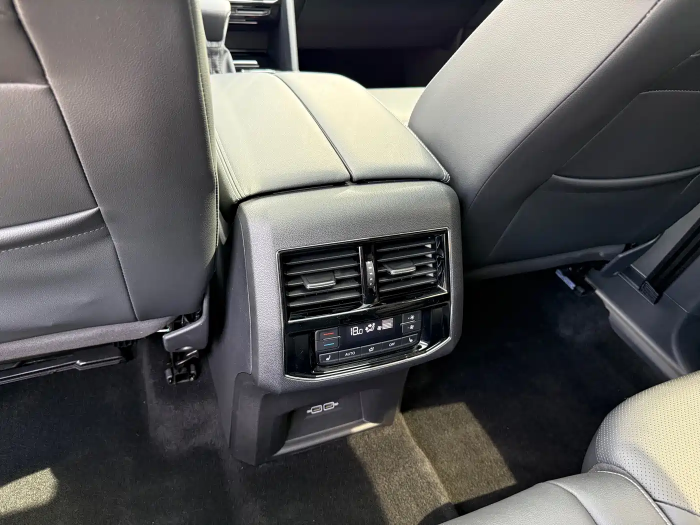 Фото 20 - Volkswagen Teramont