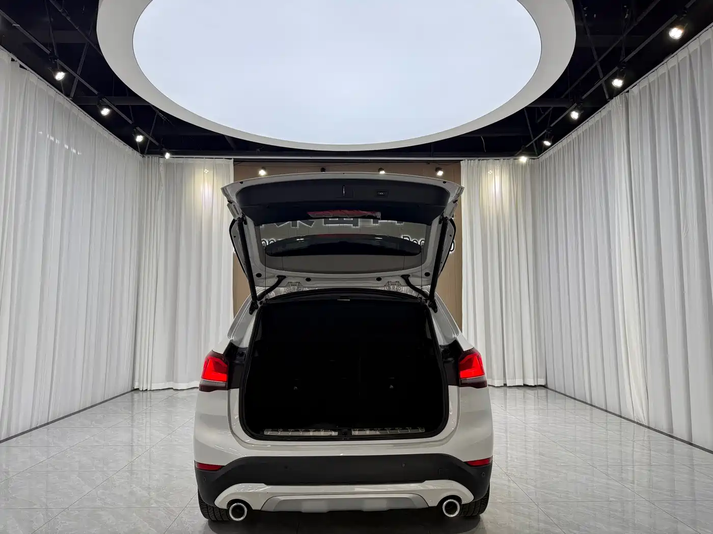 BMW X1 2022 sDrive20Li Fashion фото 17