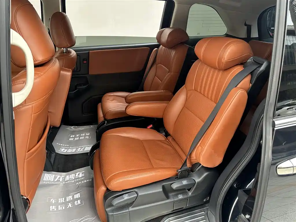 Honda Odyssey 2022 2.0L e:HEV Sharp·Enjoyment Edition фото 9