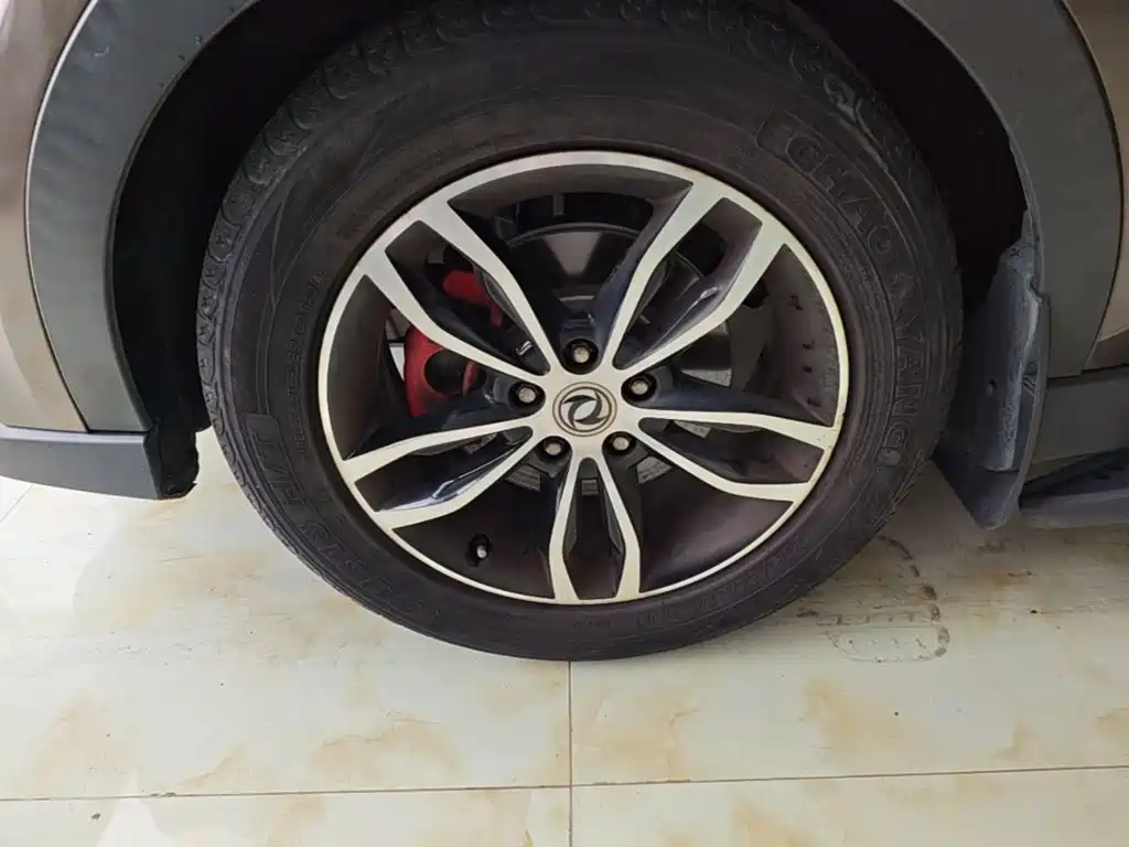 Dongfeng Fengguang Fengguang 580 2018 2017 1.5T CVT Smart Edition