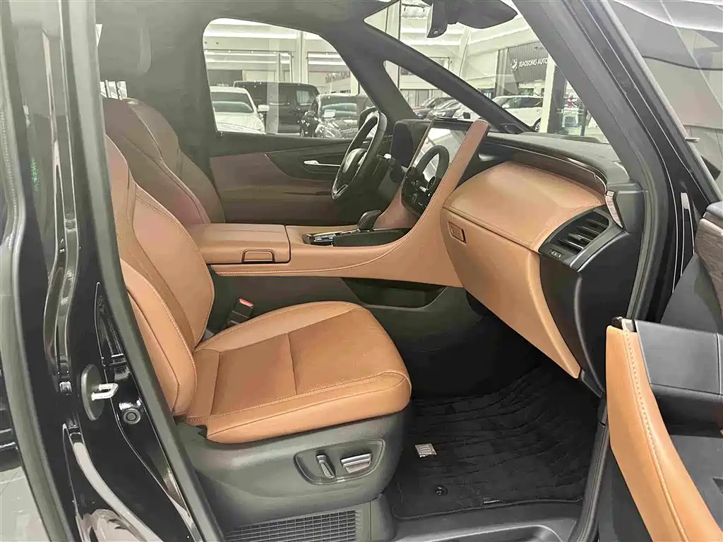 Toyota Vellfire 2024 2024 Crown Hybrid 2.5L Executive Premium Edition