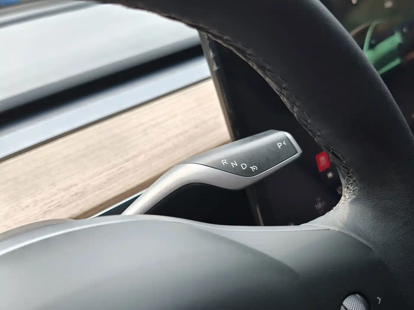 Фото 15 - Tesla Model 3