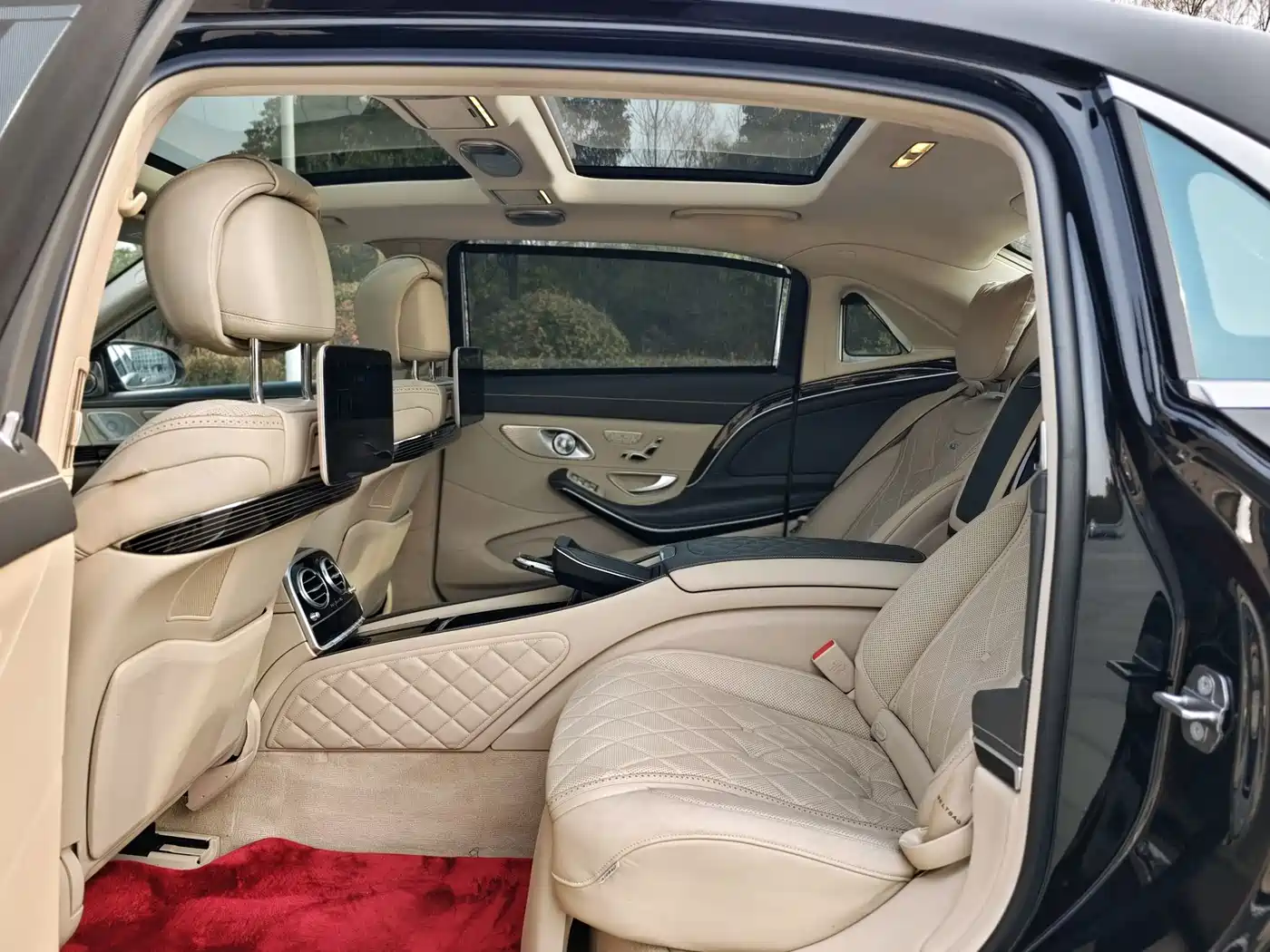 Mercedes-Benz Maybach S-Class 2018 Model S 680 фото 29