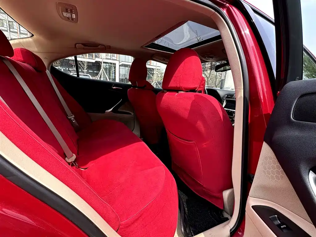 Lexus IS 2007 300 Dynamic Special Edition фото 9