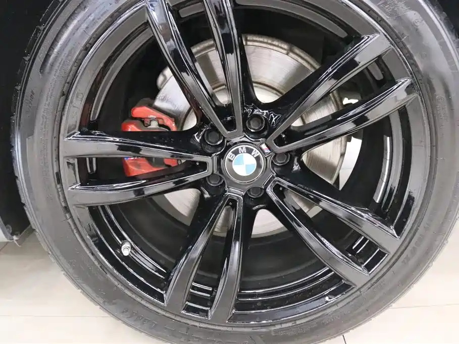 BMW 6 Series GT 2019 630i M Sport Package фото 21