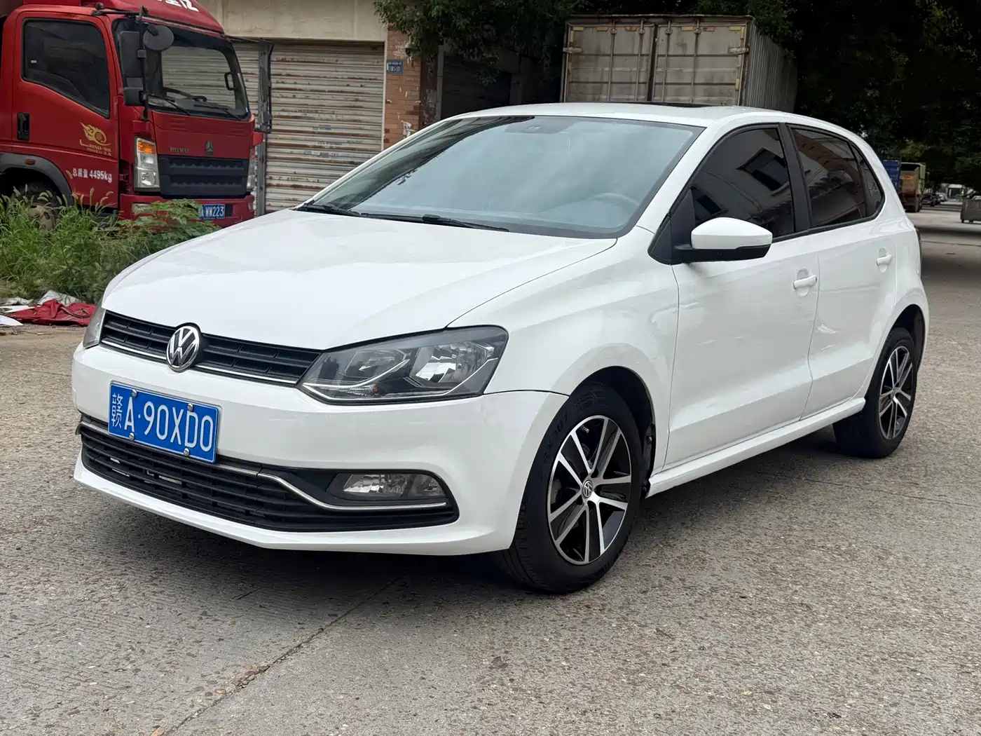 Фото 5 - Volkswagen Polo
