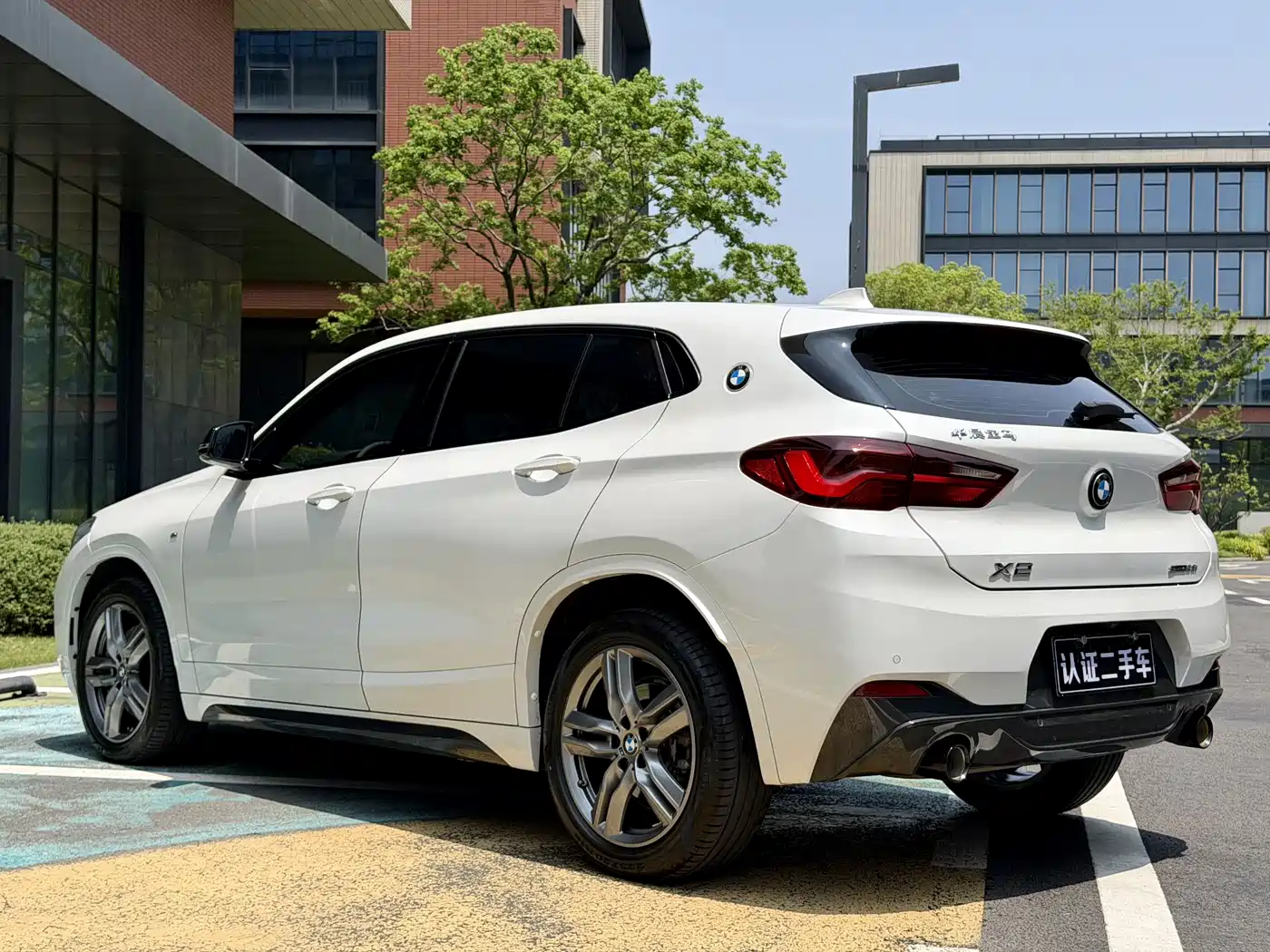 BMW X2 2023 sDrive25i M Sport Shadow Edition фото 6
