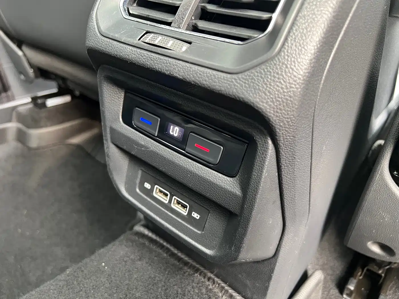 Volkswagen Tiguan L 2019 330TSI Automatic 2WD R-Line Flagship Edition China VI фото 15