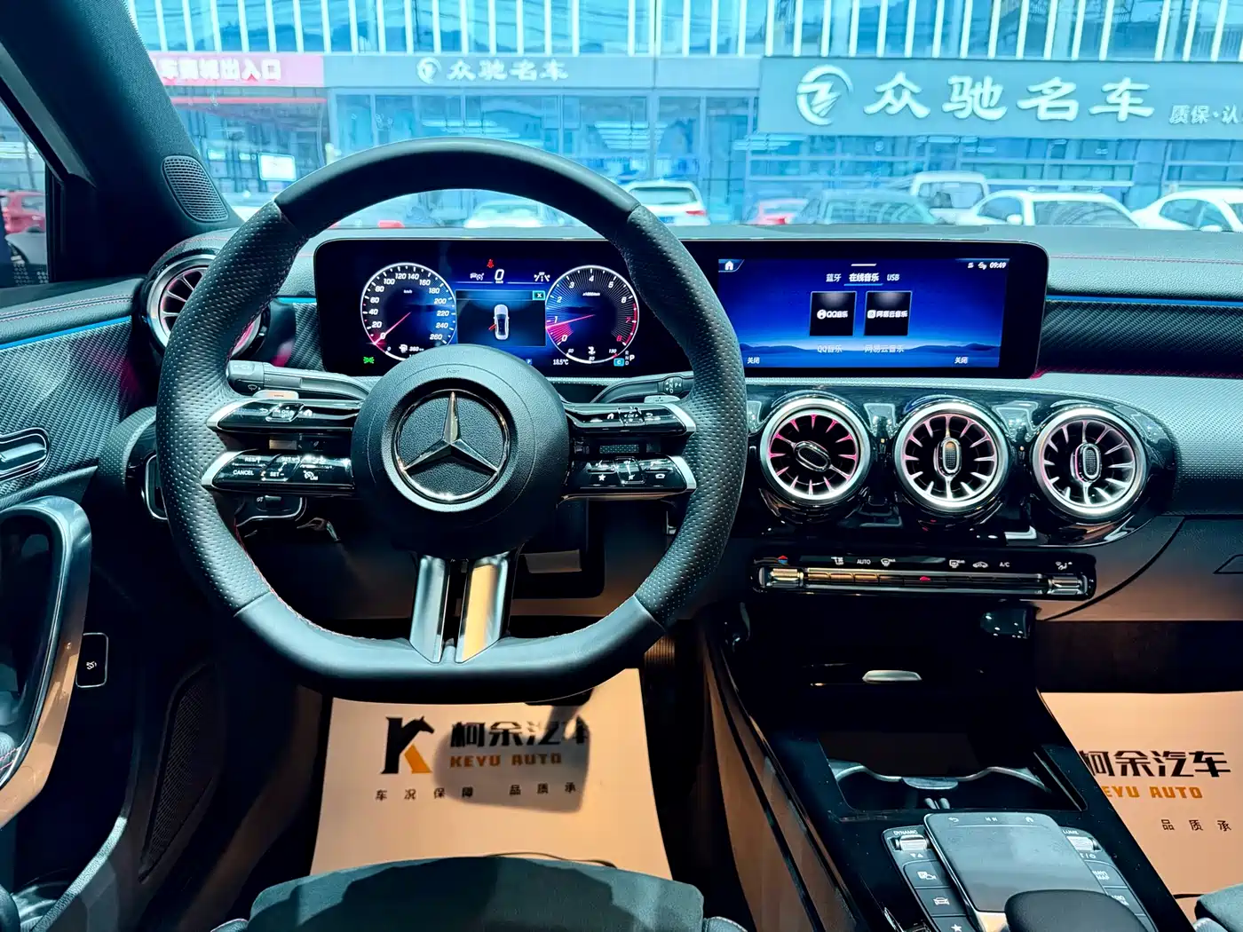 Mercedes-Benz A-Class 2023 A 200 L Fashion фото 7