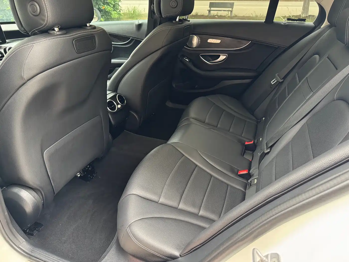 Mercedes-Benz C-Class 2016 C 200 L Sport фото 9
