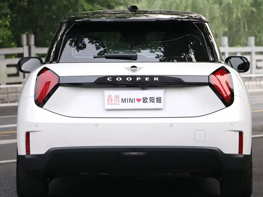 2025 MINI Electric MINI COOPER