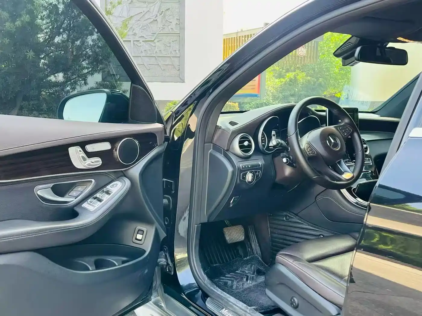 Mercedes-Benz GLC 2019 GLC 260 4MATIC Dynamic фото 11