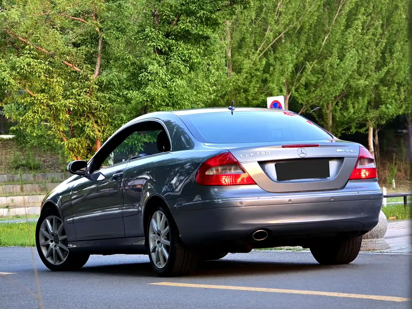 Mercedes-Benz CLK-Class 2006 CLK 280 Coupe фото 5