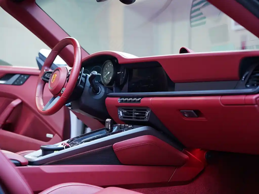 Фото 33 - Porsche 911