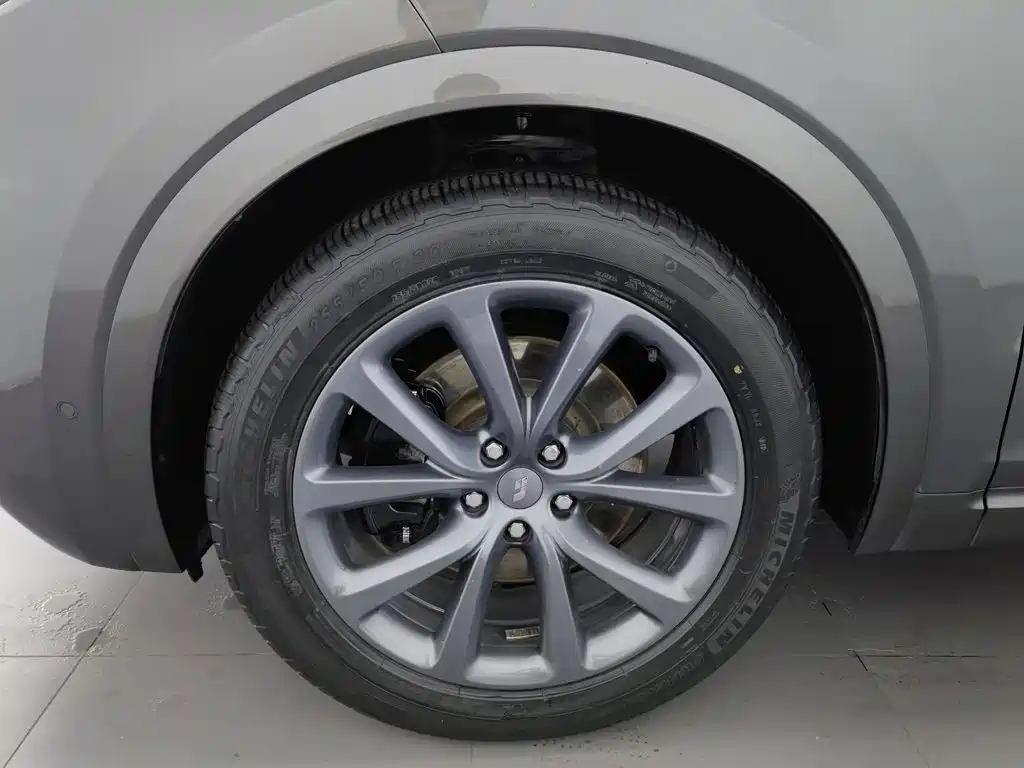 Li Auto Li ONE 2020 2020 Extended Range 6-seater