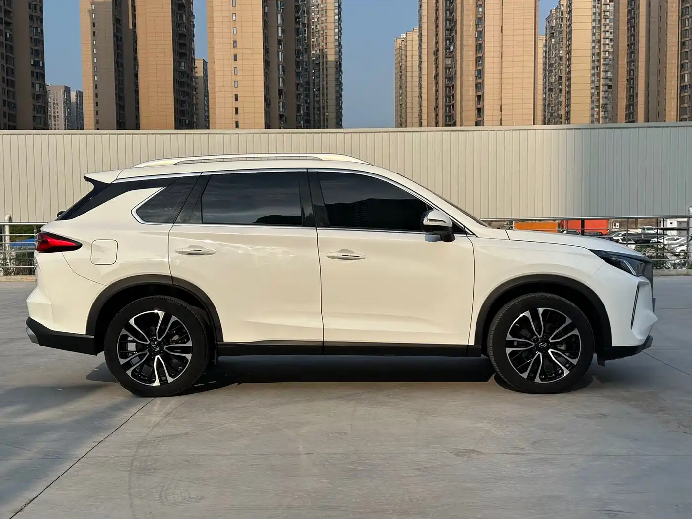 GAC Trumpchi Trumpchi GS4 PLUS 2021 270T Automatic Galaxy Edition фото 8