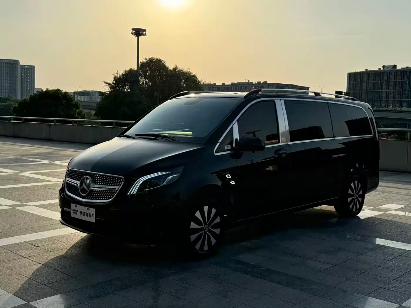 Mercedes-Benz Vito 2023 2.0T Elite 7-Seater