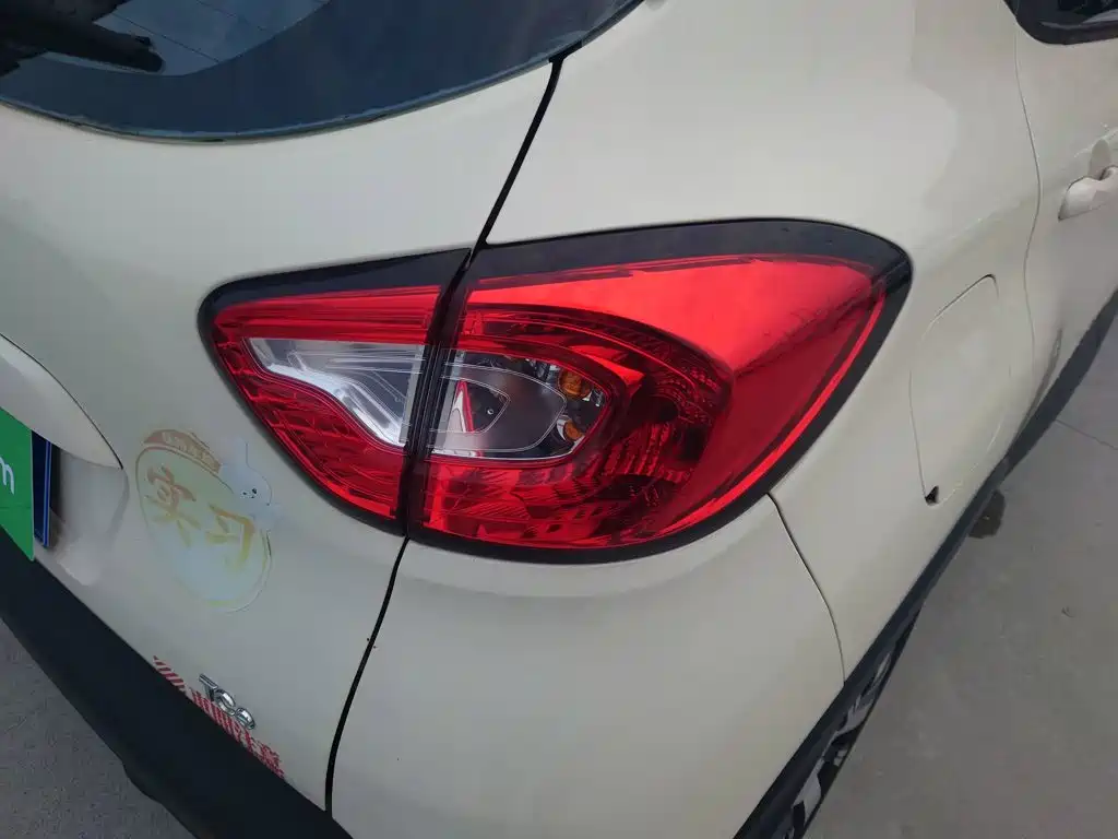 Фото 24 - Renault Captur