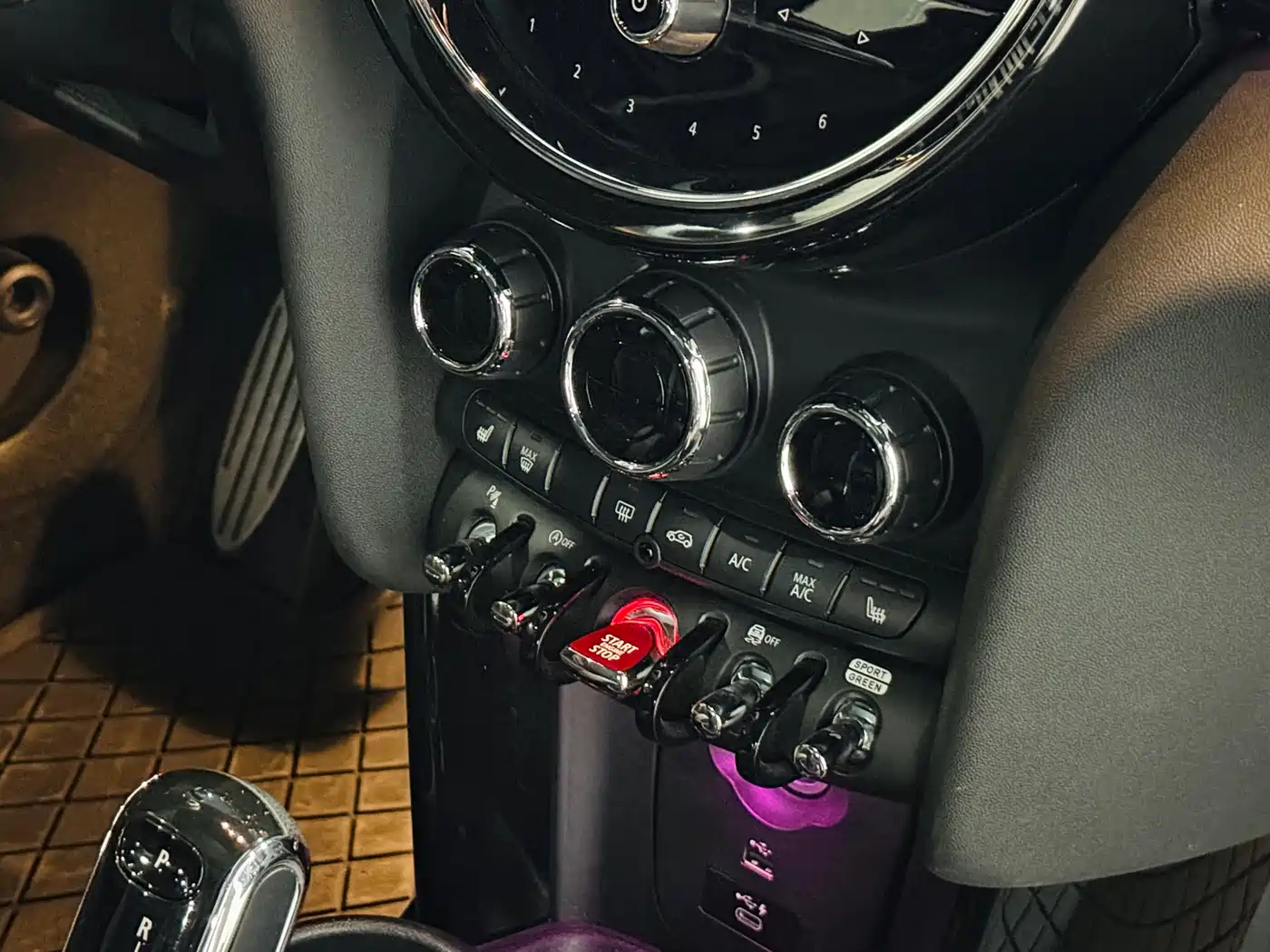 MINI JCW 2022 Facelift 2.0T JOHN COOPER WORKS ALL-IN фото 18