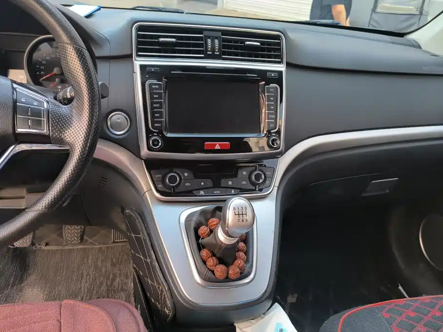 Haval M6 2017 2017 1.5T Manual 2WD Urban