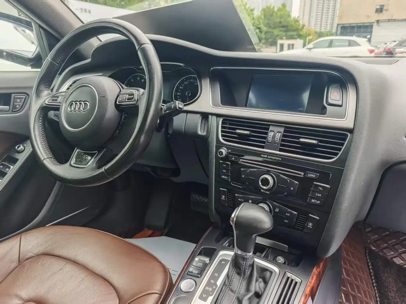 Audi A4L 2016 35 TFSI Collector's Edition S line Comfort фото 19