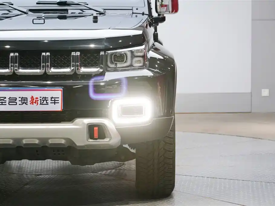 BAIC ORV Beijing Offroad BJ40 2024 2.0T Urban Hunter Glory Edition фото 4