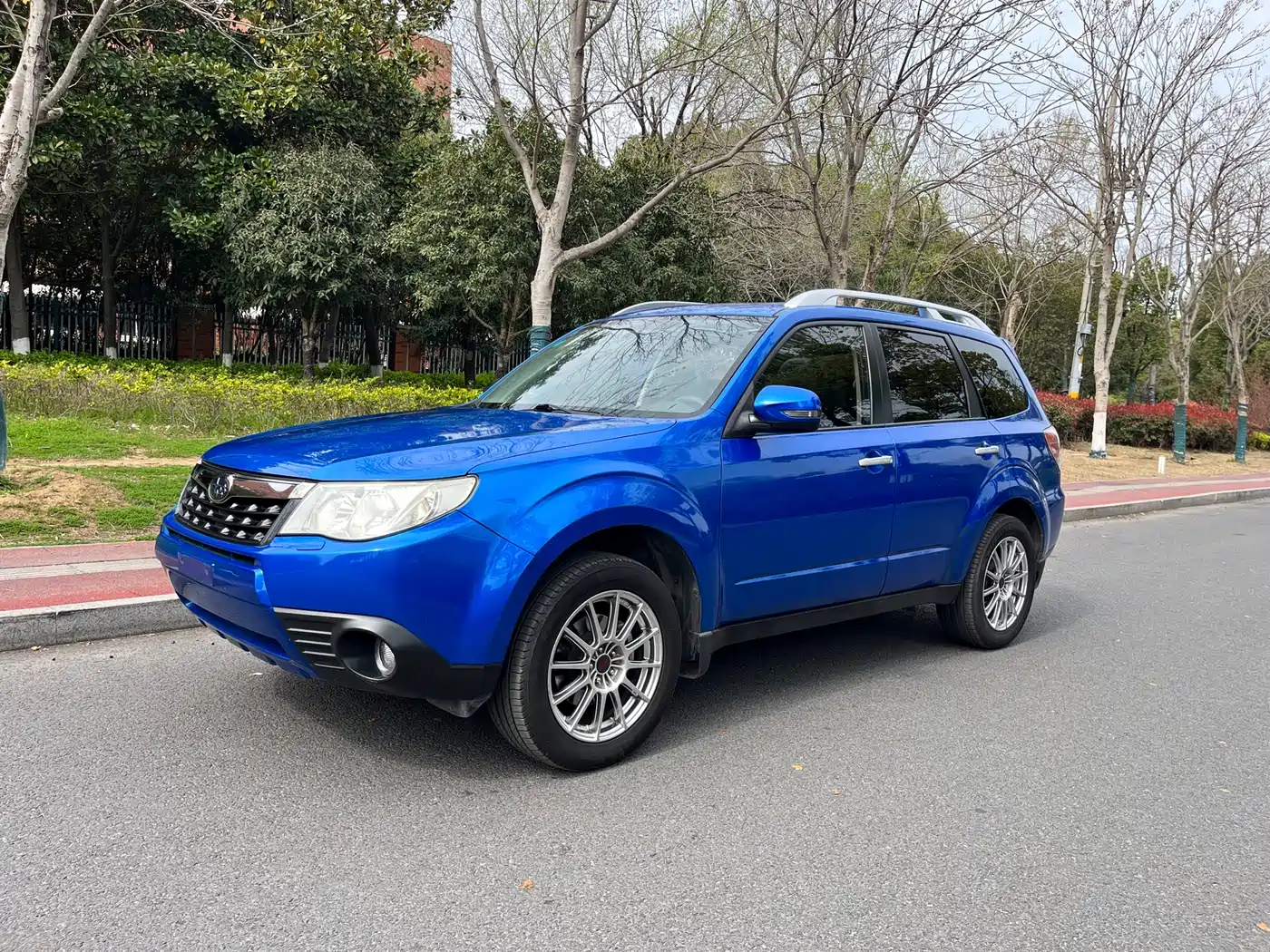 Subaru Forester 2012 Classic 2.5XS Auto Sport Navigation Edition фото 2