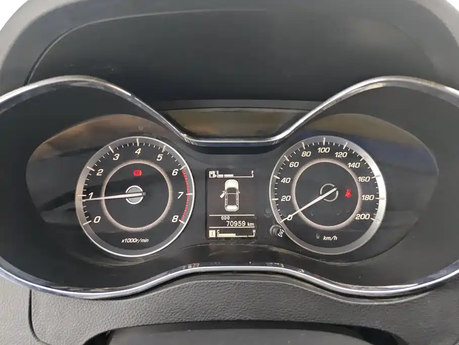 Baojun 560 2015 2015 1.8L Manual Elite