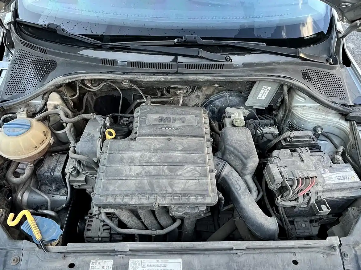 Volkswagen Jetta 2015 1.6L Auto Comfort фото 16