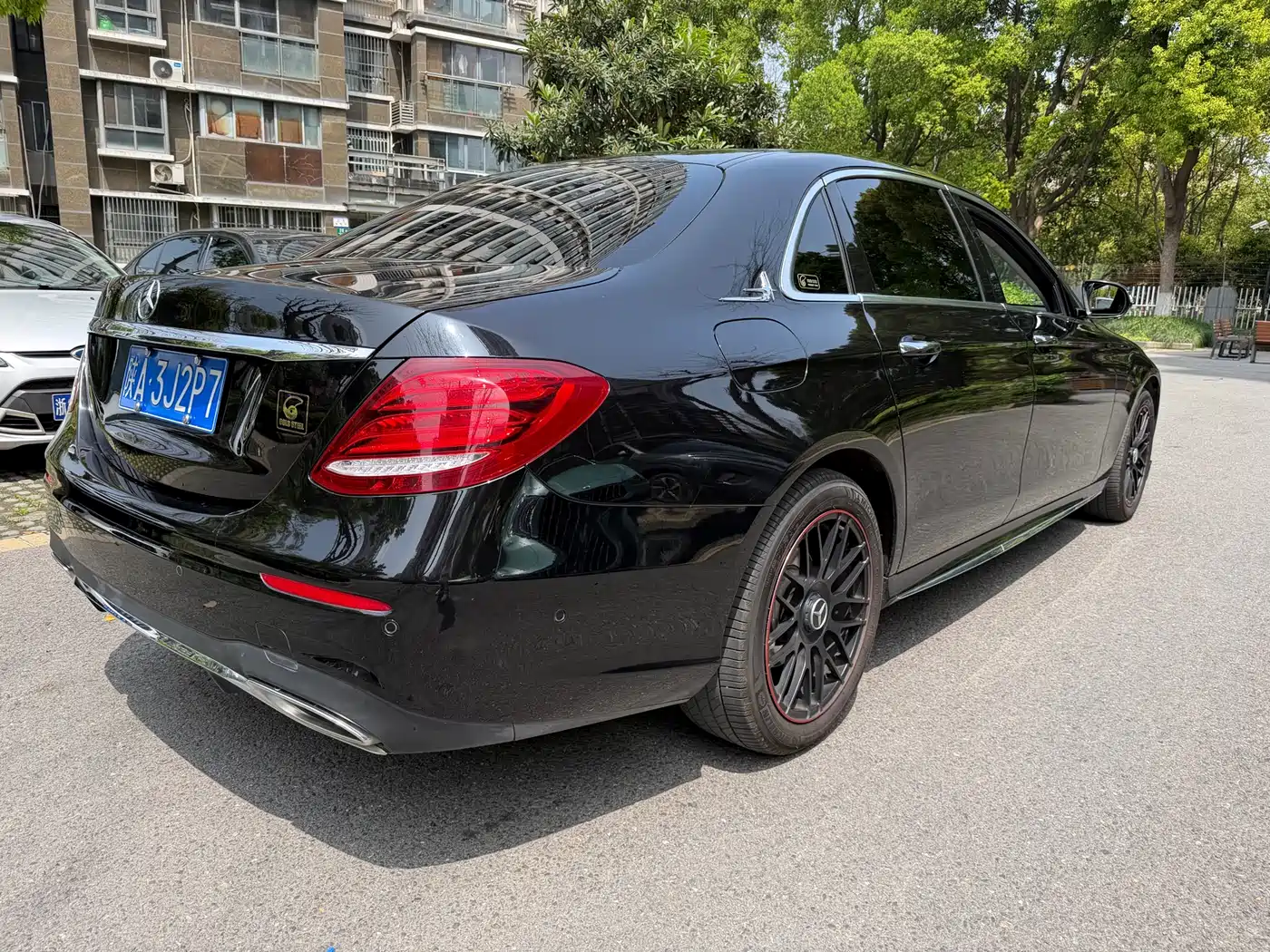 Mercedes-Benz E-Class 2018 E 200 L Sport фото 9