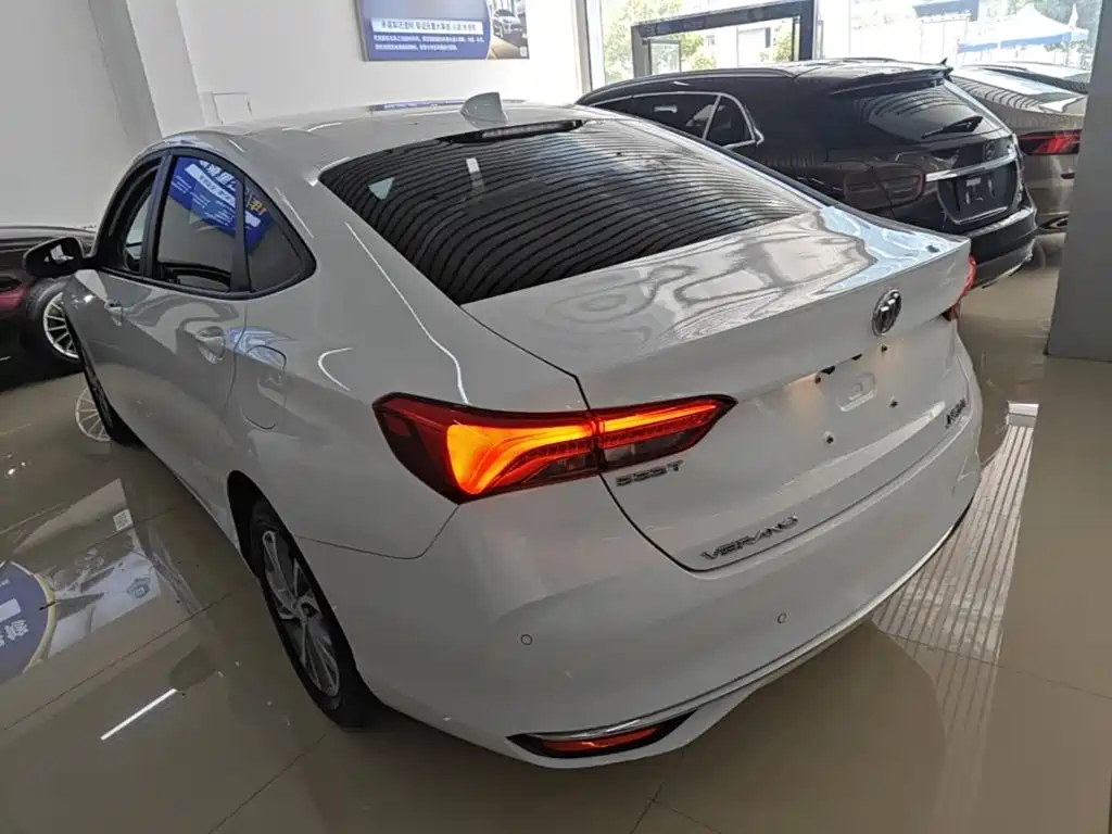 Фото 5 - Buick Verano
