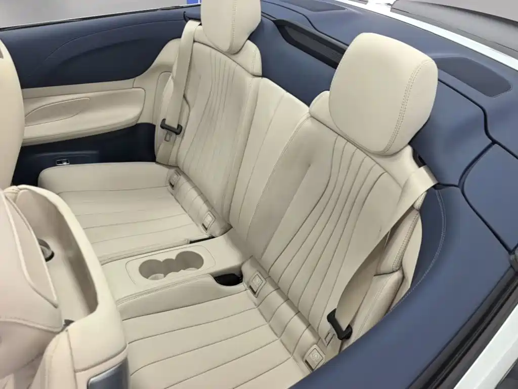 Фото 22 - Mercedes-Benz E-Class (Import)