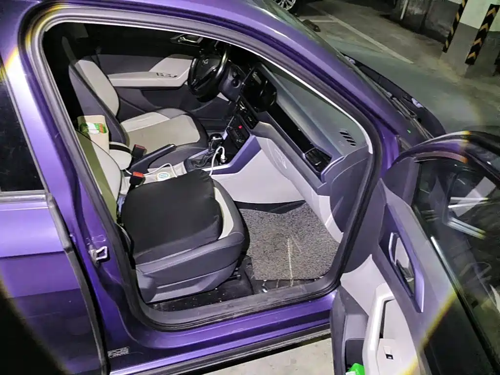 Photo 13 - Volkswagen T-Cross