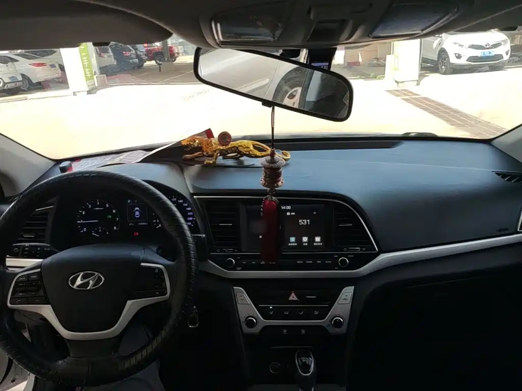 Hyundai Elantra 2016 Model 1.6L Automatic Smart Elite фото 10