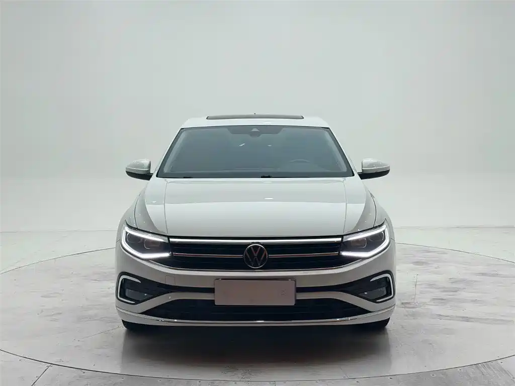 Volkswagen Bora 2023 280TSI DSG Prestige Edition фото 2