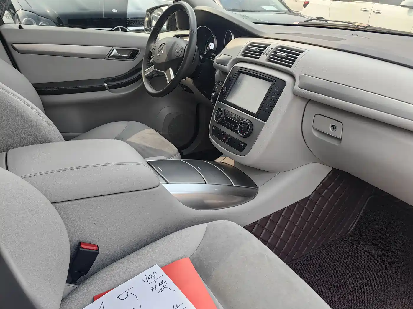 Mercedes-Benz R-Class 2014 R 320 4MATIC Business фото 10