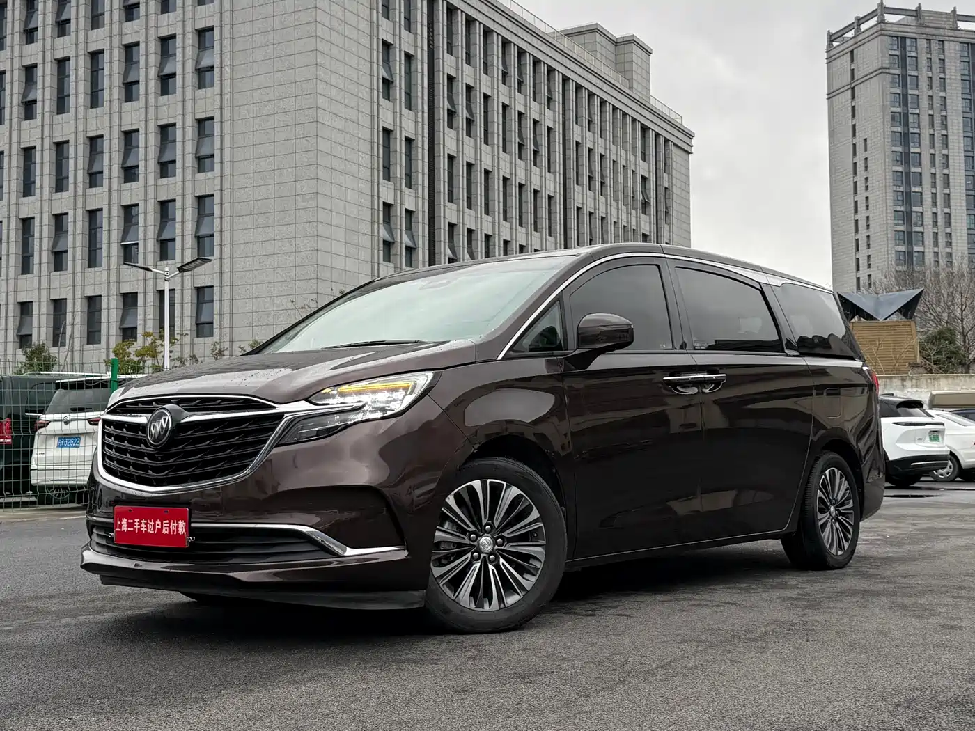 Buick GL8 2021 ES Landlord 653T Luxury фото 27