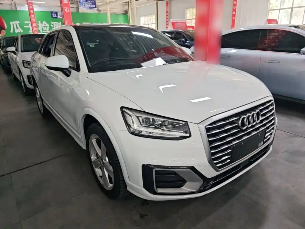 Фото 4 - Audi Q2L