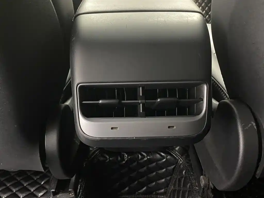  Tesla Model Y 2021 Standard Range Rear-Wheel Drive 21