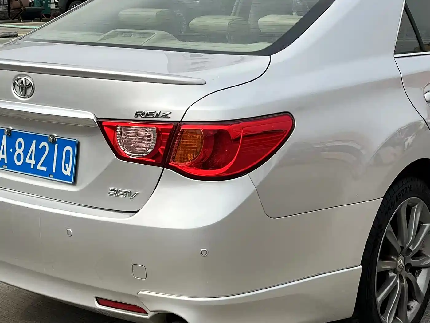 Toyota Reiz 2013 2.5S Elite Edition фото 7