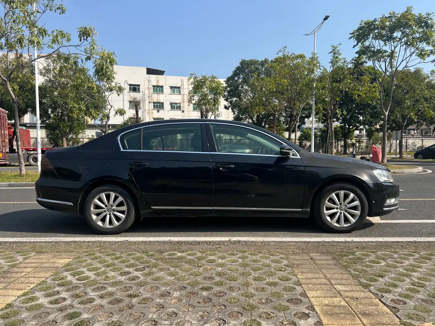 Volkswagen Magotan 2013 1.8TSI Luxury фото 3